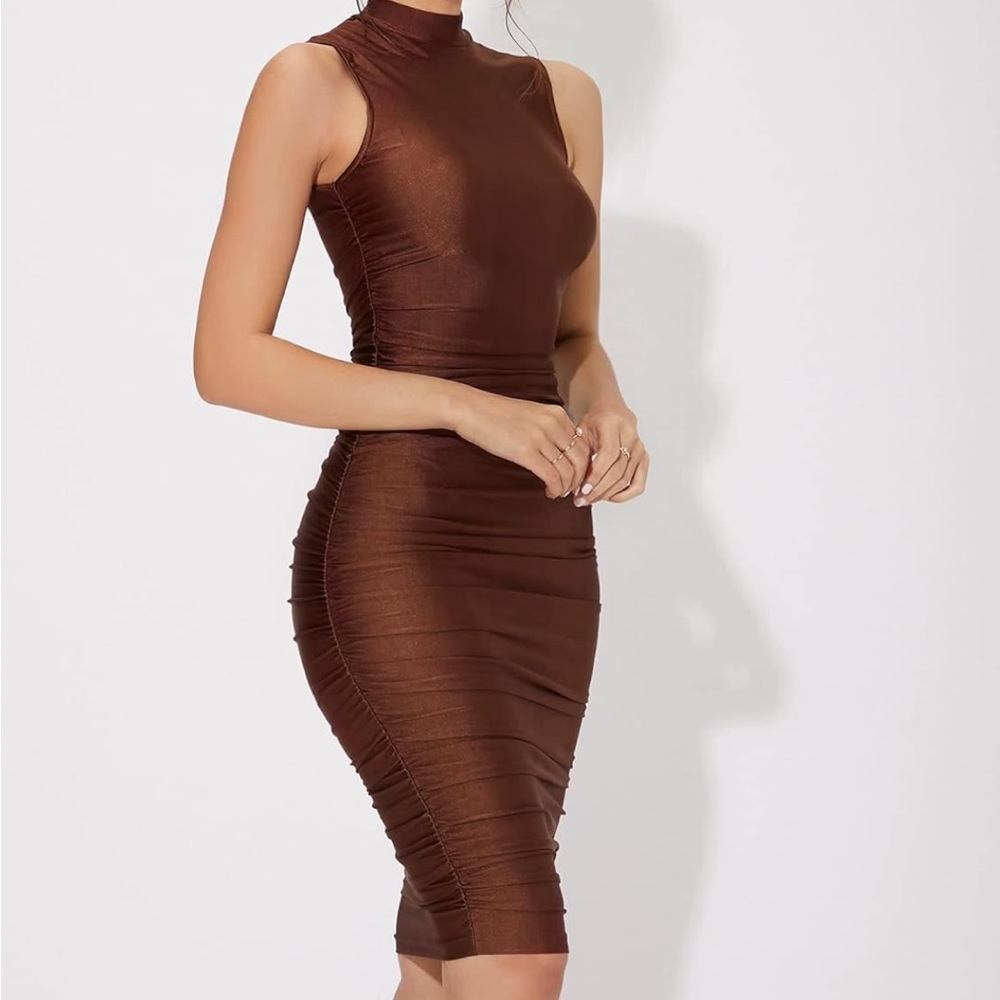 Floerns Women's Solid Sleeveless Mock Neck Knee Length Ruched Bodycon Dress